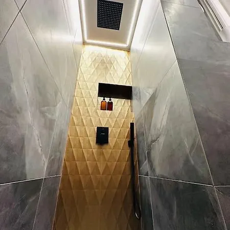 Danube Pearl Center * Boedapest